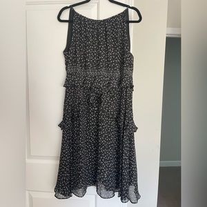 Women’s summer sheath dress M